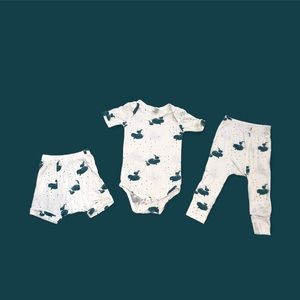 Like New KQ Bamboo Set